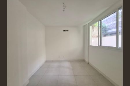 Apartamento à venda com 124m², 2 quartos e 1 vaga Apartamento à venda com 124m², 2 quartos e 1 vagaQuarto 1