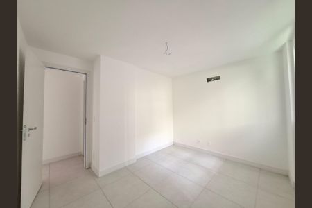 Apartamento à venda com 124m², 2 quartos e 1 vaga Apartamento à venda com 124m², 2 quartos e 1 vagaQuarto 1