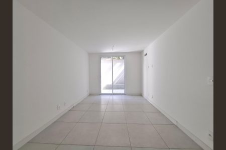 Apartamento à venda com 124m², 2 quartos e 1 vaga Apartamento à venda com 124m², 2 quartos e 1 vagaSuíte
