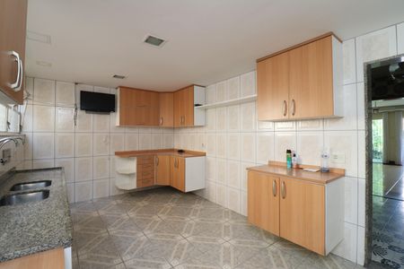 Casa à venda com 350m², 4 quartos e 3 vagasCozinha