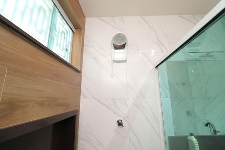 Casa à venda com 350m², 4 quartos e 3 vagasBanheiro Social 2