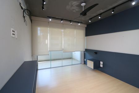 Casa à venda com 350m², 4 quartos e 3 vagasSuíte