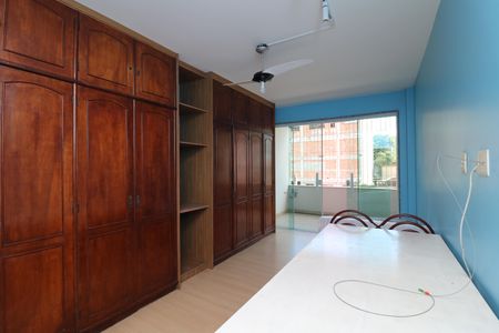 Casa à venda com 350m², 4 quartos e 3 vagasQuarto 3