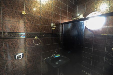 Casa à venda com 75m², 3 quartos e sem vagaBanheiro