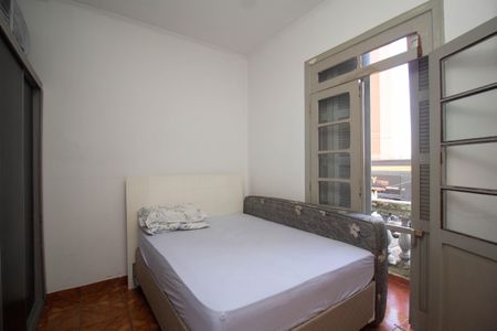 Casa à venda com 265m², 4 quartos e 2 vagas Casa à venda com 265m², 4 quartos e 2 vagasQuarto 2