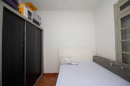 Casa à venda com 265m², 4 quartos e 2 vagas Casa à venda com 265m², 4 quartos e 2 vagasQuarto 2