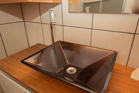 Casa à venda com 265m², 4 quartos e 2 vagas Casa à venda com 265m², 4 quartos e 2 vagasBanheiro