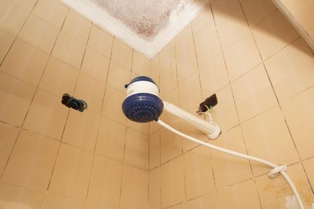 Casa à venda com 265m², 4 quartos e 2 vagas Casa à venda com 265m², 4 quartos e 2 vagasBanheiro