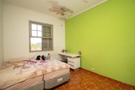 Casa à venda com 265m², 4 quartos e 2 vagas Casa à venda com 265m², 4 quartos e 2 vagasQuarto 1