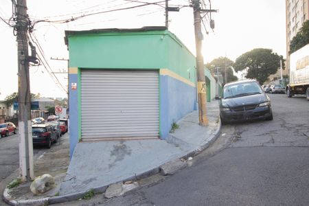 Casa à venda com 265m², 4 quartos e 2 vagas Casa à venda com 265m², 4 quartos e 2 vagasFachada 3