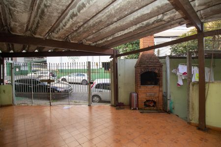 Casa à venda com 265m², 4 quartos e 2 vagas Casa à venda com 265m², 4 quartos e 2 vagasGaragem