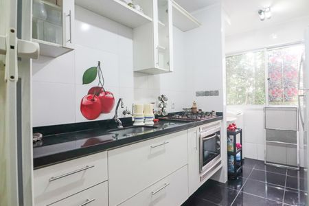 Apartamento à venda com 54m², 2 quartos e 1 vaga Apartamento à venda com 54m², 2 quartos e 1 vagaCozinha e Área de Serviço
