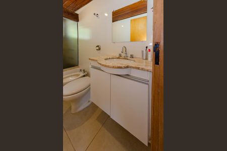 Casa à venda com 463m², 4 quartos e 2 vagasBanheiro Social