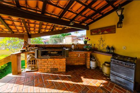 Casa à venda com 463m², 4 quartos e 2 vagasVaranda