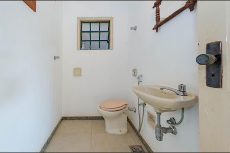 Casa à venda com 463m², 4 quartos e 2 vagasLavabo 2