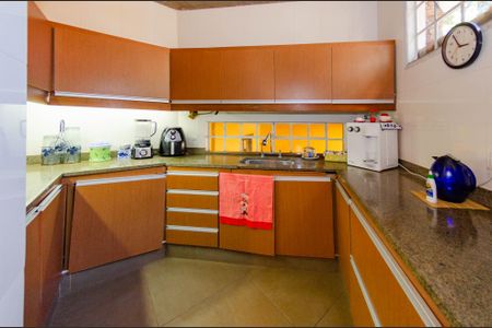 Casa à venda com 463m², 4 quartos e 2 vagasCozinha