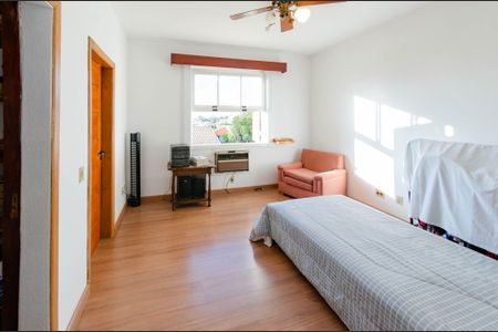 Casa à venda com 463m², 4 quartos e 2 vagasQuarto 3