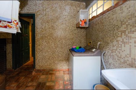 Casa à venda com 463m², 4 quartos e 2 vagasÁrea de Serviço