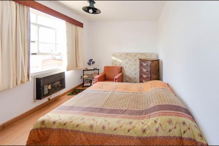 Casa à venda com 463m², 4 quartos e 2 vagasQuarto 2