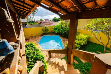 Casa à venda com 463m², 4 quartos e 2 vagasPiscina