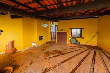 Casa à venda com 463m², 4 quartos e 2 vagasGaragem