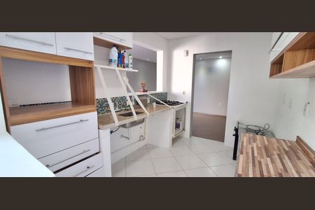 Apartamento para alugar com 216m², 2 quartos e 3 vagas Apartamento para alugar com 216m², 2 quartos e 3 vagasCozinha