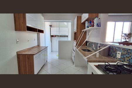 Apartamento para alugar com 216m², 2 quartos e 3 vagas Apartamento para alugar com 216m², 2 quartos e 3 vagasCozinha