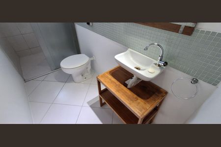 Apartamento para alugar com 216m², 2 quartos e 3 vagas Apartamento para alugar com 216m², 2 quartos e 3 vagasBanheiro