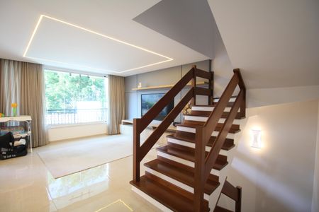 Casa à venda com 499m², 3 quartos e 6 vagasSala