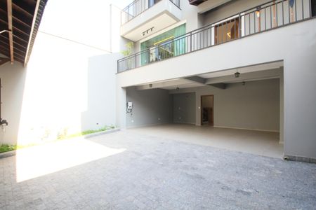 Casa à venda com 499m², 3 quartos e 6 vagasGaragem