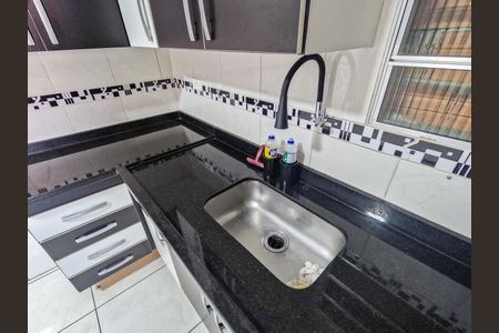 Casa à venda com 310m², 6 quartos e sem vaga Casa à venda com 310m², 6 quartos e sem vaga Cozinha 3