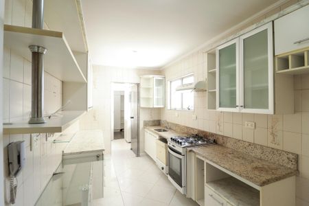 Apartamento à venda com 127m², 3 quartos e 3 vagas Apartamento à venda com 127m², 3 quartos e 3 vagasCozinha