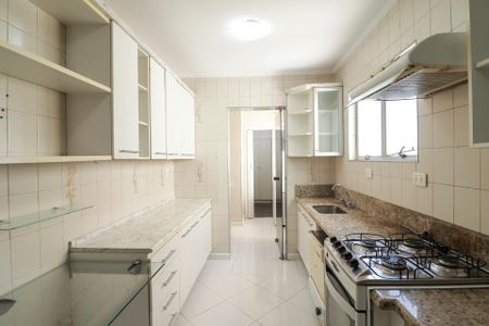Apartamento à venda com 127m², 3 quartos e 3 vagas Apartamento à venda com 127m², 3 quartos e 3 vagasCozinha