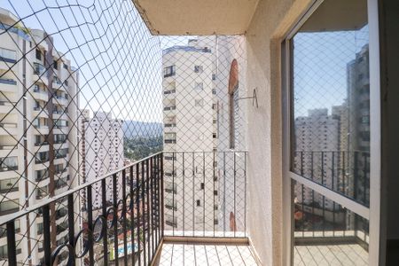 Apartamento à venda com 127m², 3 quartos e 3 vagas Apartamento à venda com 127m², 3 quartos e 3 vagasVaranda