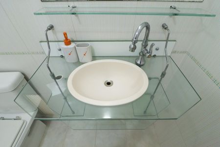 Apartamento à venda com 127m², 3 quartos e 3 vagas Apartamento à venda com 127m², 3 quartos e 3 vagasBanheiro Social