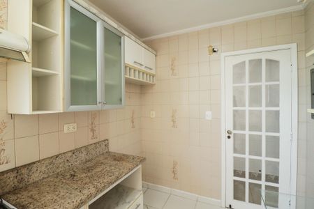 Apartamento à venda com 127m², 3 quartos e 3 vagas Apartamento à venda com 127m², 3 quartos e 3 vagasCozinha