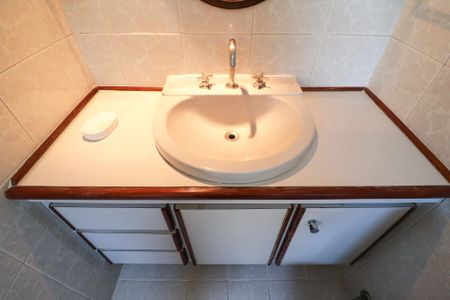 Apartamento à venda com 127m², 3 quartos e 3 vagas Apartamento à venda com 127m², 3 quartos e 3 vagasBanheiro da Suíte