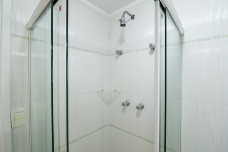 Apartamento à venda com 127m², 3 quartos e 3 vagas Apartamento à venda com 127m², 3 quartos e 3 vagasBanheiro Social