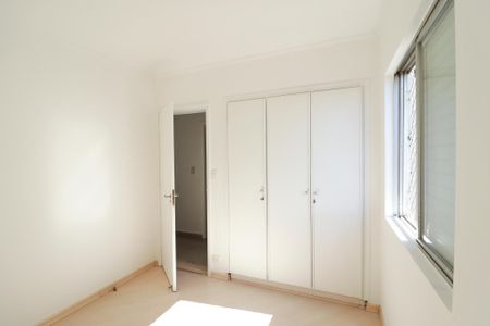 Apartamento à venda com 127m², 3 quartos e 3 vagas Apartamento à venda com 127m², 3 quartos e 3 vagasQuarto 2