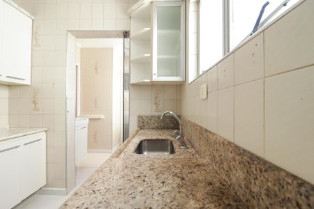 Apartamento à venda com 127m², 3 quartos e 3 vagas Apartamento à venda com 127m², 3 quartos e 3 vagasCozinha