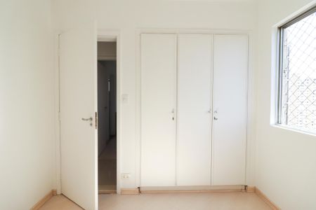 Apartamento à venda com 127m², 3 quartos e 3 vagas Apartamento à venda com 127m², 3 quartos e 3 vagasQuarto 2