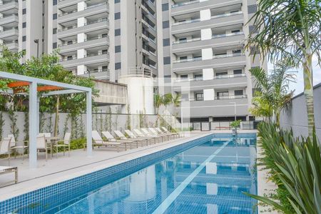 Apartamento à venda com 60m², 2 quartos e 2 vagas Apartamento à venda com 60m², 2 quartos e 2 vagasÁrea comum - Piscina