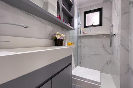 Apartamento à venda com 60m², 2 quartos e 2 vagas Apartamento à venda com 60m², 2 quartos e 2 vagasBanheiro Social