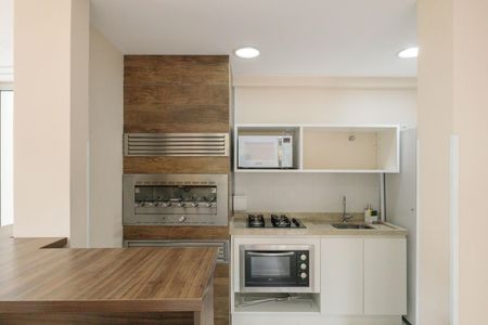 Apartamento à venda com 72m², 3 quartos e 2 vagas Apartamento à venda com 72m², 3 quartos e 2 vagasÁrea comum - Salão de festas