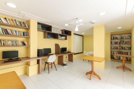 Apartamento à venda com 72m², 3 quartos e 2 vagas Apartamento à venda com 72m², 3 quartos e 2 vagasÁrea comum