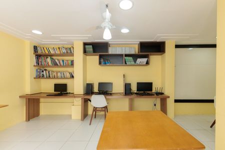 Apartamento à venda com 72m², 3 quartos e 2 vagas Apartamento à venda com 72m², 3 quartos e 2 vagasÁrea comum