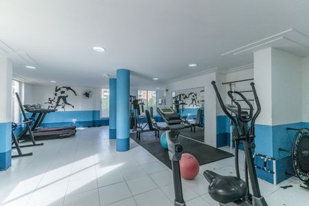 Apartamento à venda com 72m², 3 quartos e 2 vagas Apartamento à venda com 72m², 3 quartos e 2 vagasÁrea comum - Academia