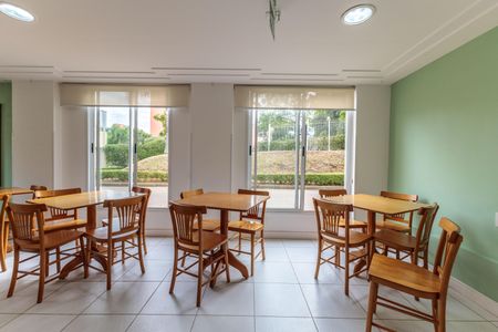 Apartamento à venda com 72m², 3 quartos e 2 vagas Apartamento à venda com 72m², 3 quartos e 2 vagasÁrea comum - Salão de festas