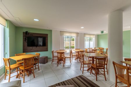 Apartamento à venda com 72m², 3 quartos e 2 vagas Apartamento à venda com 72m², 3 quartos e 2 vagasÁrea comum - Salão de festas