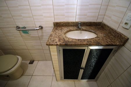 Casa à venda com 60m², 2 quartos e sem vagaBanheiro